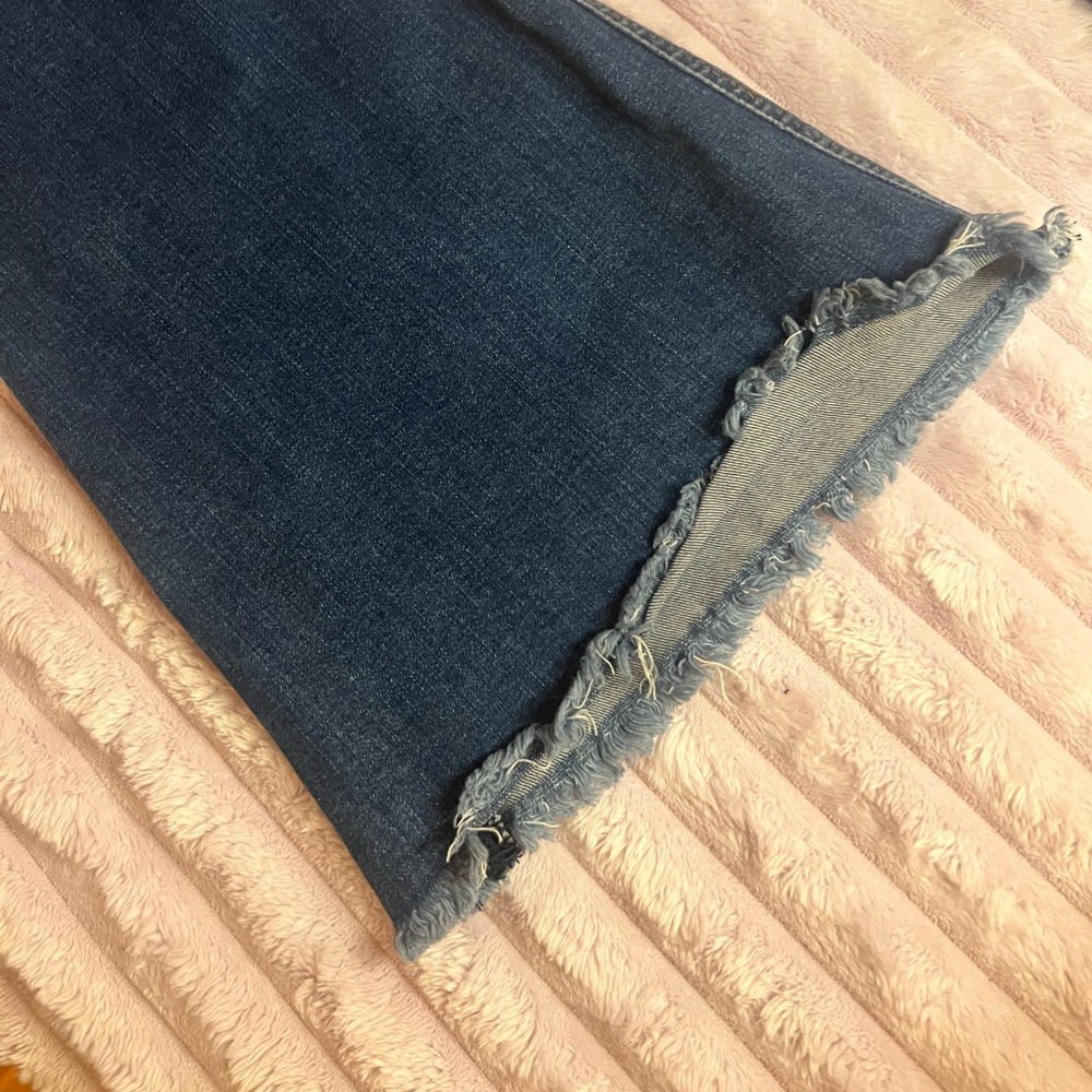 🛍️ Fashion Nova High-Rise Denim Flare Jeans | Size 7 | EUC | Retro Boho Vibes ☀️ - Picture 8 of 11